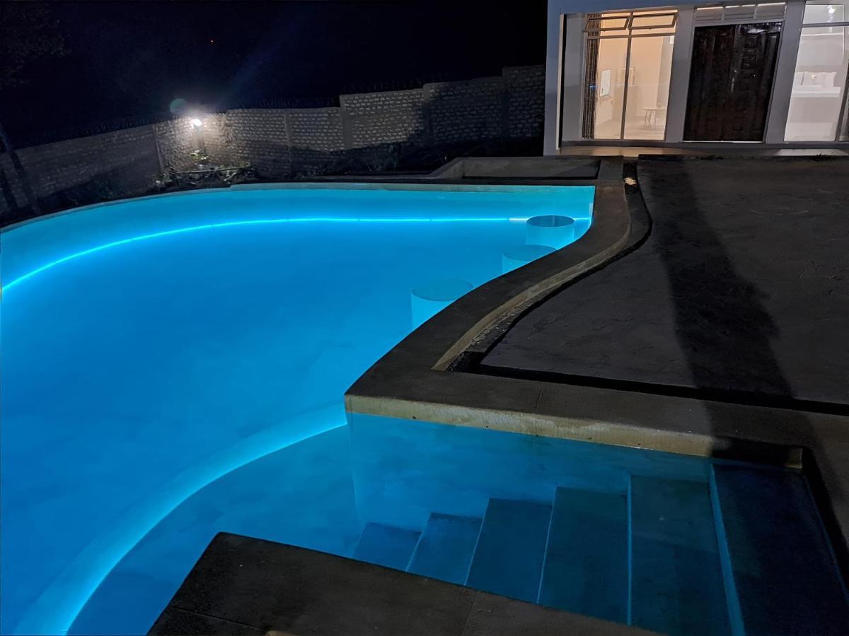 Cave Diani Holiday Apartments Diani Beach Exterior foto